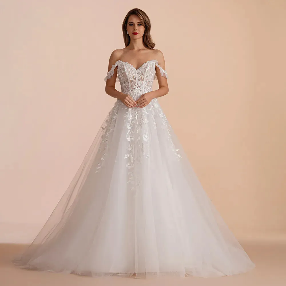 A-Line Enchantment: Sweetheart Lace Ivory Wedding Gown