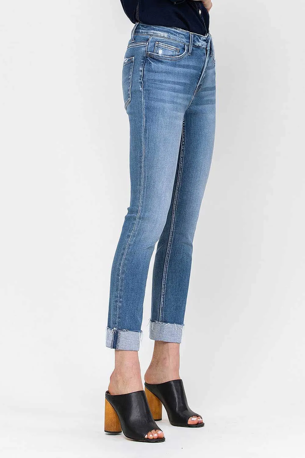 JANET MID RISE CUFFED CROPPED STRAIGHT JEANS