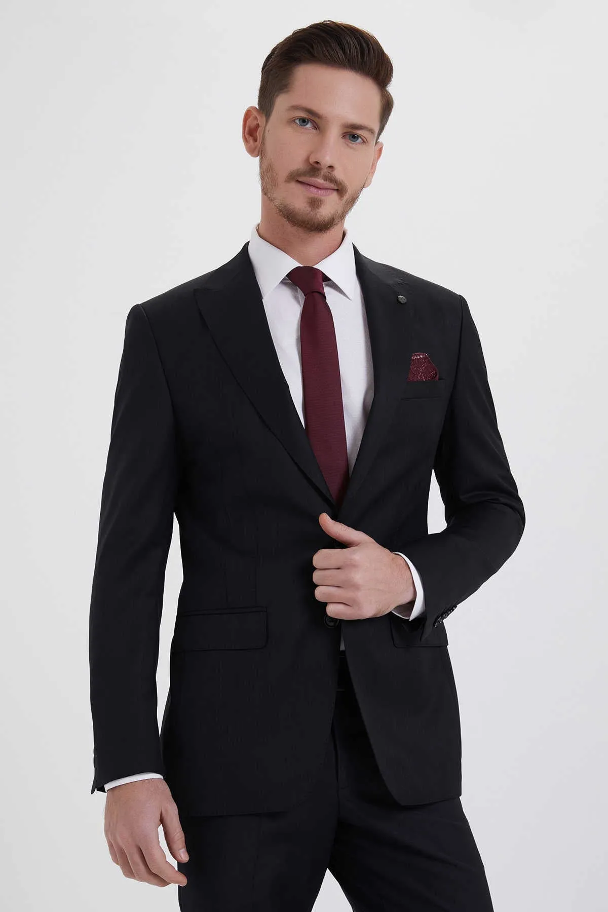 Slim Fit Peak Lapel Black Wool Blend Classic Suit