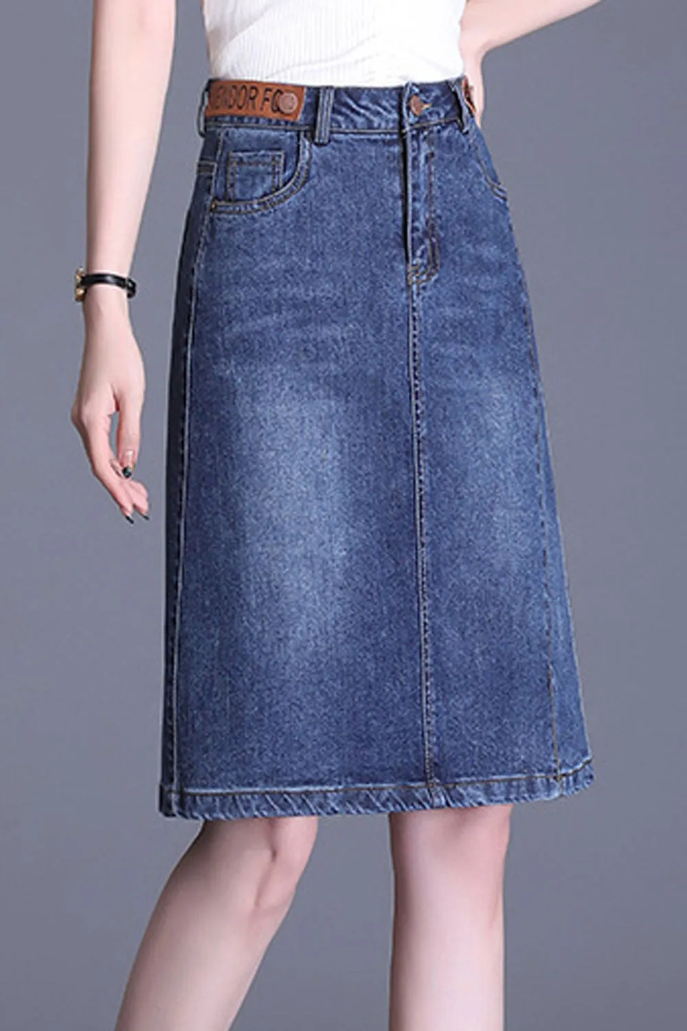 Women Pocket Styled Belt Loops Breathable Knee Length Lightweight Denim Skirt - WSK103163