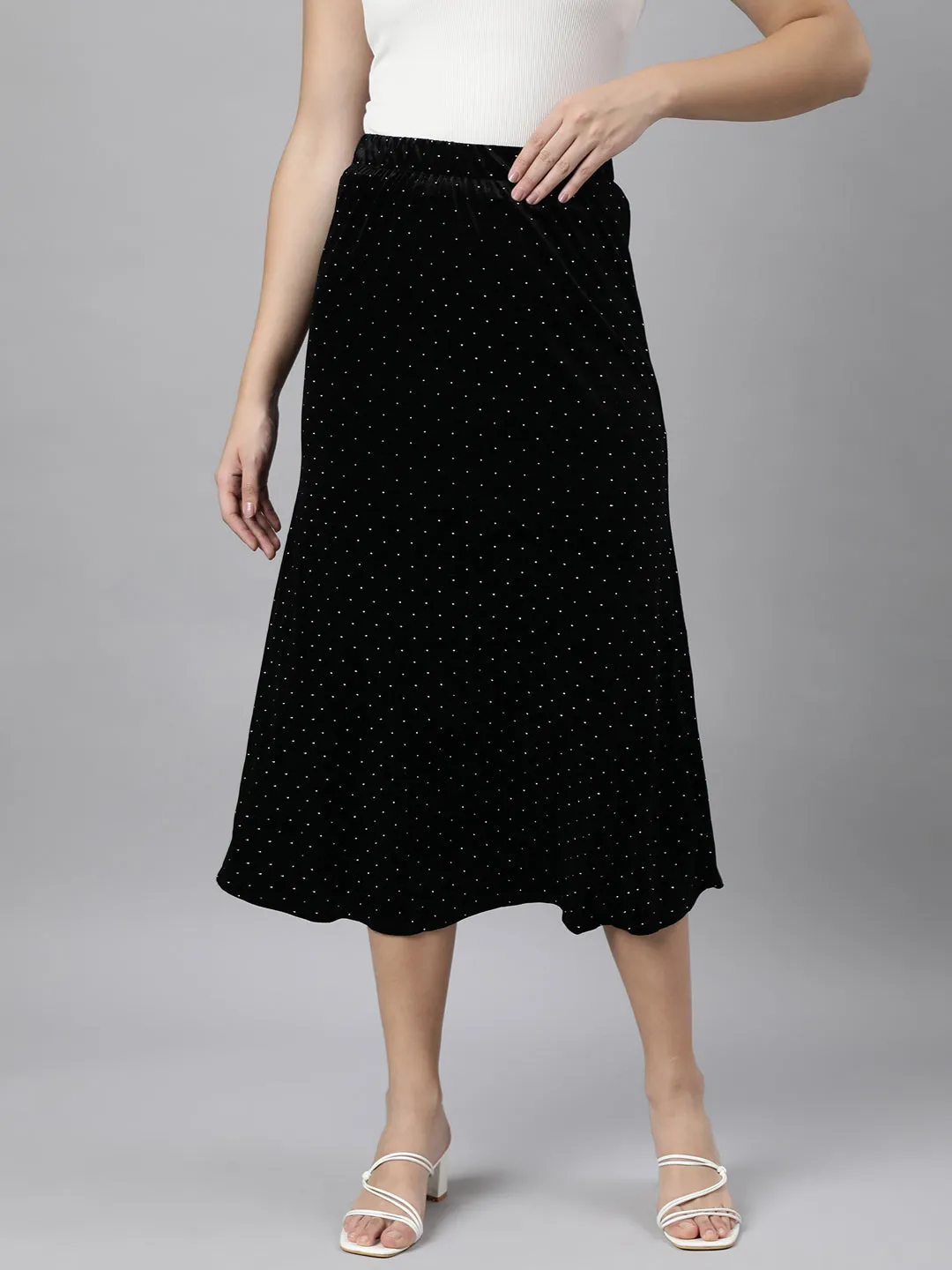 Women Solid Black A-Line Midi Skirt